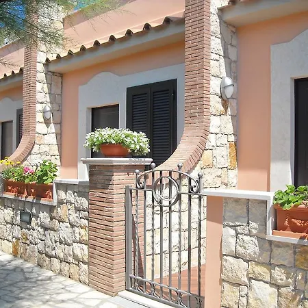 Casa de hóspedes Loremar 4*