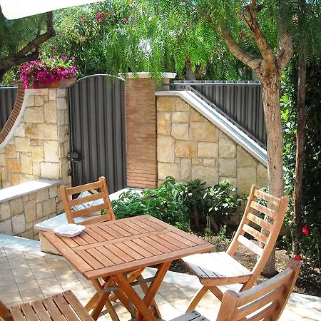Guest house Loremar *